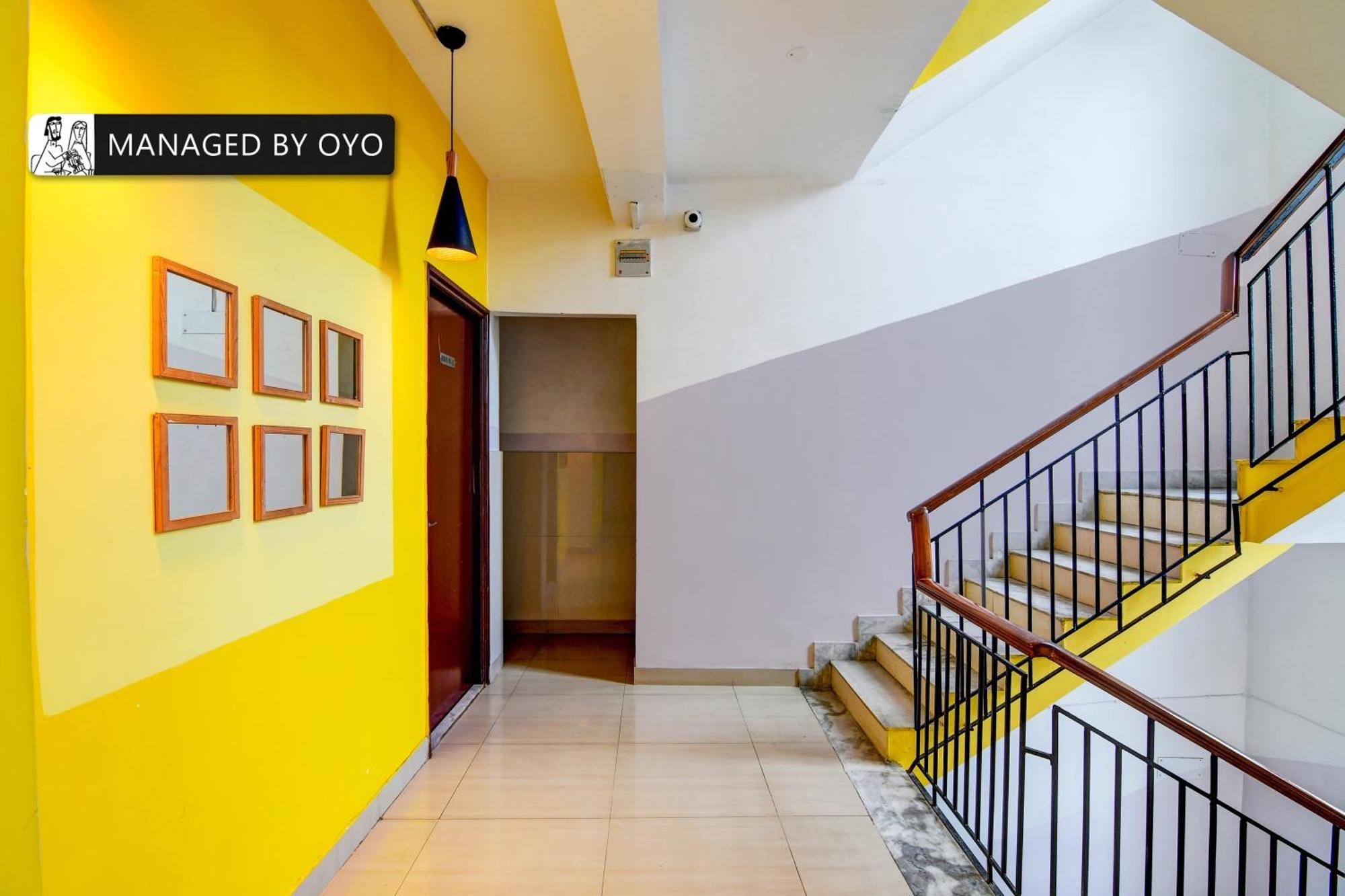 Hotel O New Kolkata Hotel Exterior foto